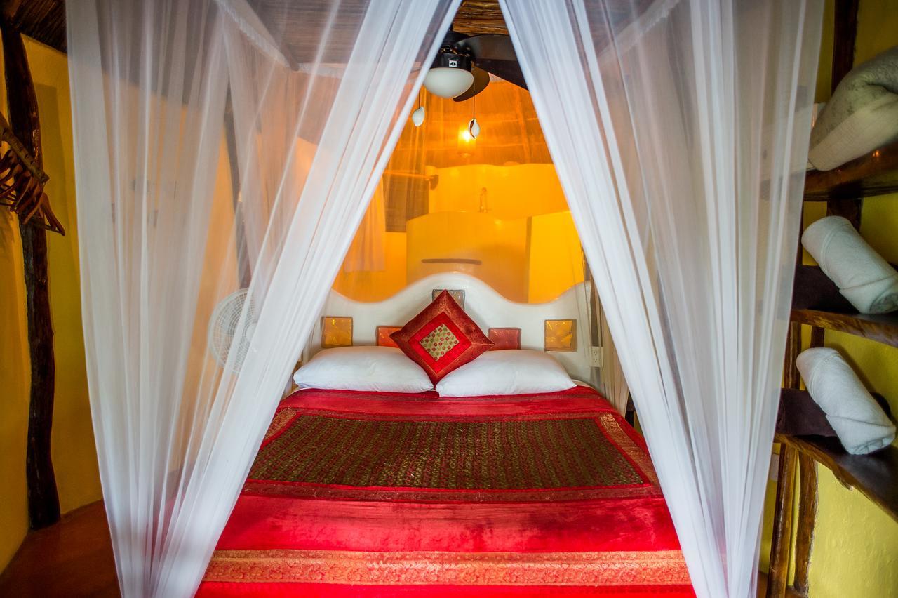 Cabanas La Luna Hotel Tulum Ngoại thất bức ảnh
